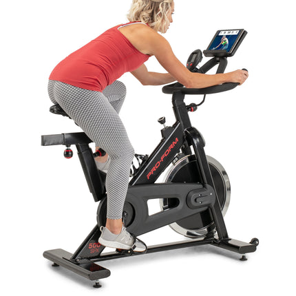 500 SPX Indoor Cycle with Interchangeable Racing Seat