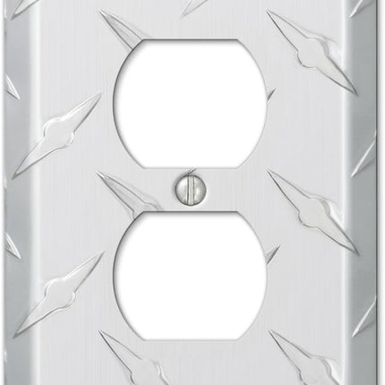 955D Diamond Plate Wallplate, 1 Duplex, Silver